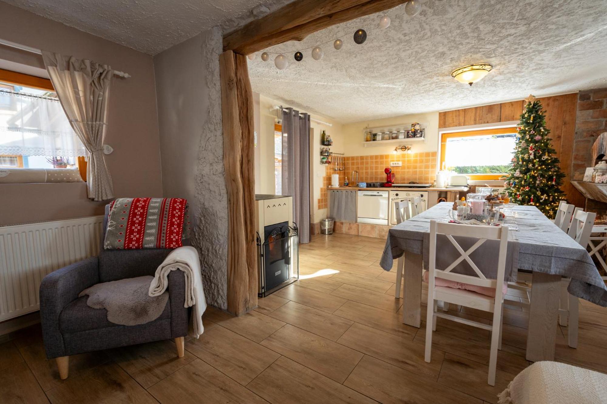 Guest House Pr' Cut Zirovnica Bagian luar foto