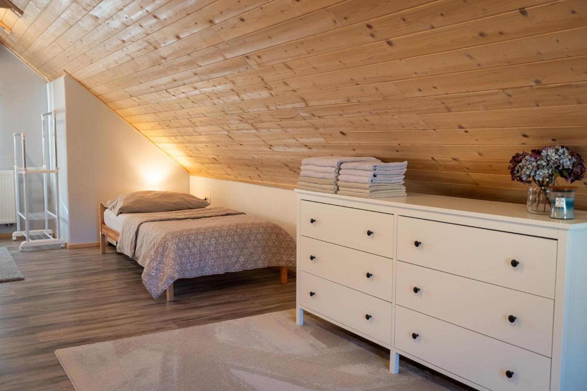 Guest House Pr' Cut Zirovnica Bagian luar foto